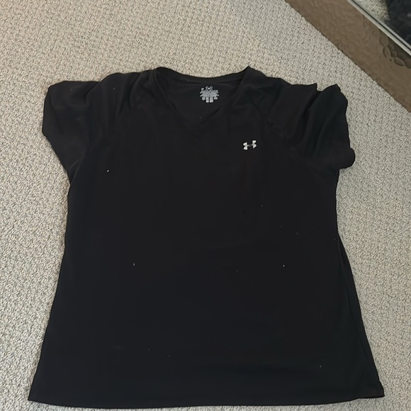 Under Armour black t-shirt - Picture 2 of 3
